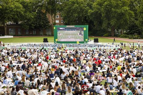 EV-StrawberriesandScreen2024-1595-KK